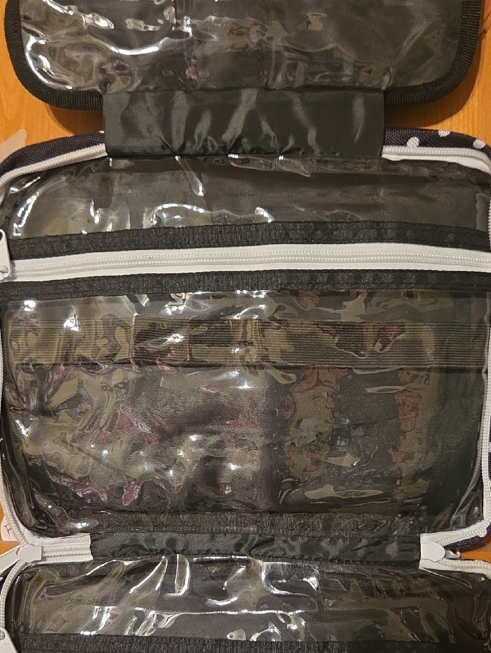 Travel Set - Picture 12 of 15